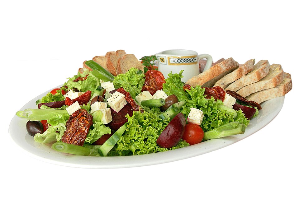 3 tipos de salada + vinagrete